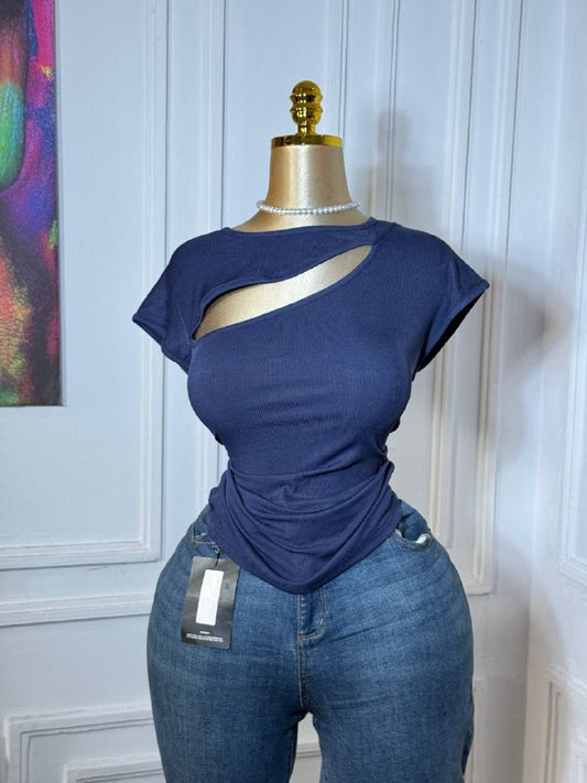 EVEN CUT OUT TOP
