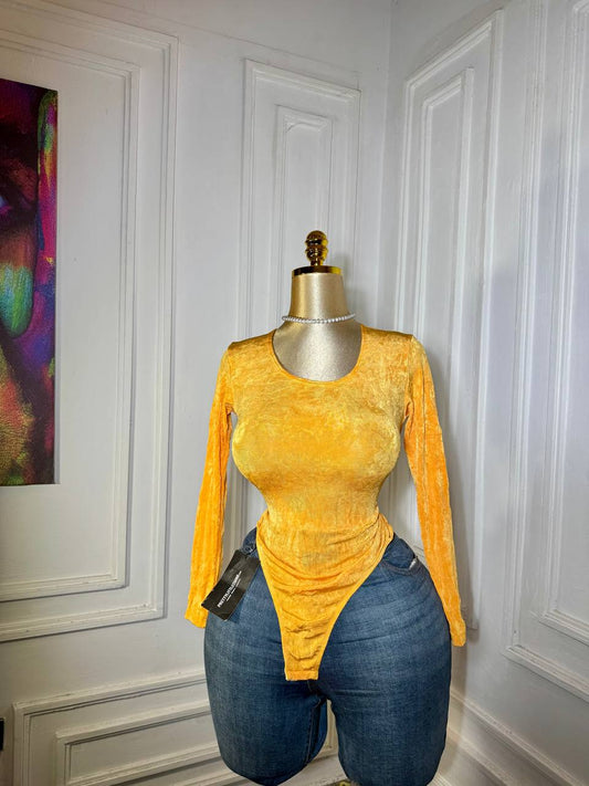 YELLOW BUTTER TOP