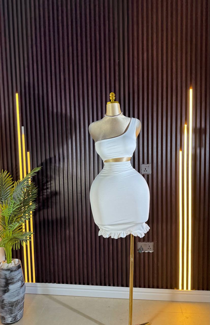 PURE ELEGANT (10)