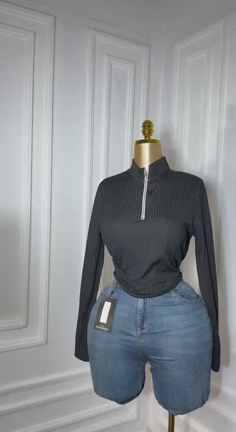 SPORTY CHIC TOP