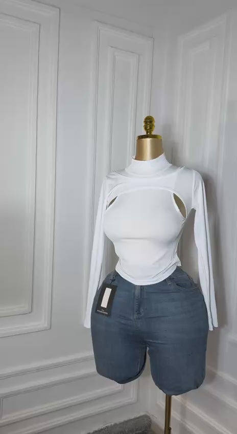 WHITE SERENADE TOP